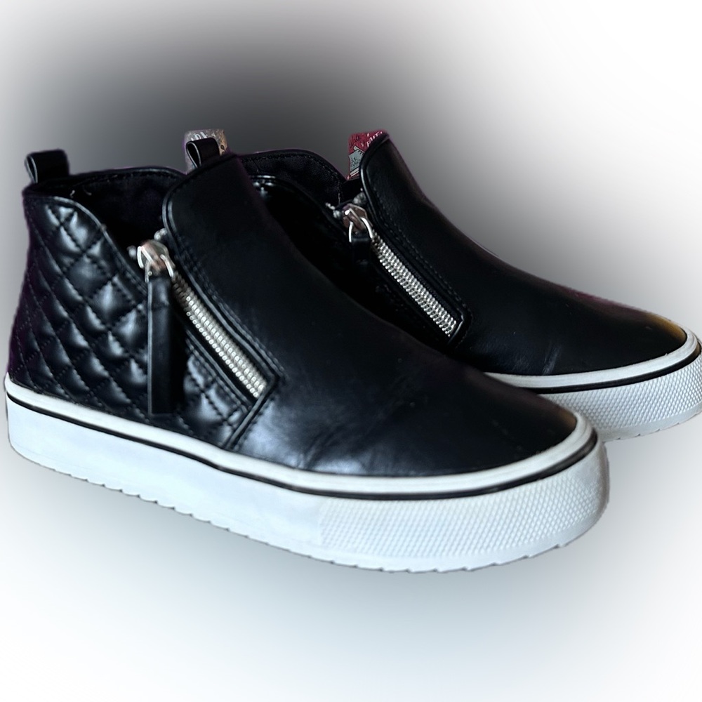 Steve Madden Willo High-Top Sneaker - Kids'